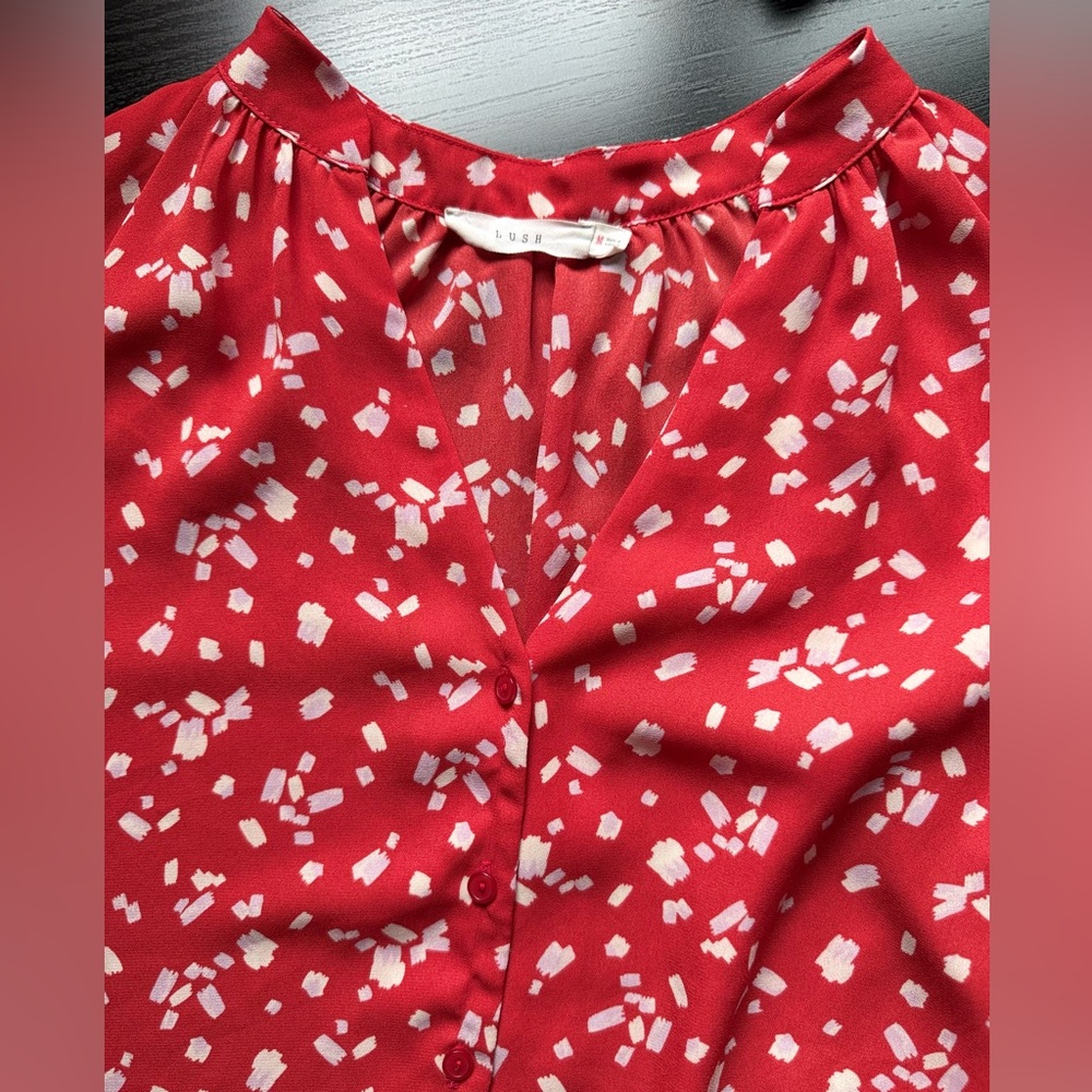 Lush Red Printed Blouse White Purple Detail V Neck Lightweight Top Size M - Picture 5 of 7